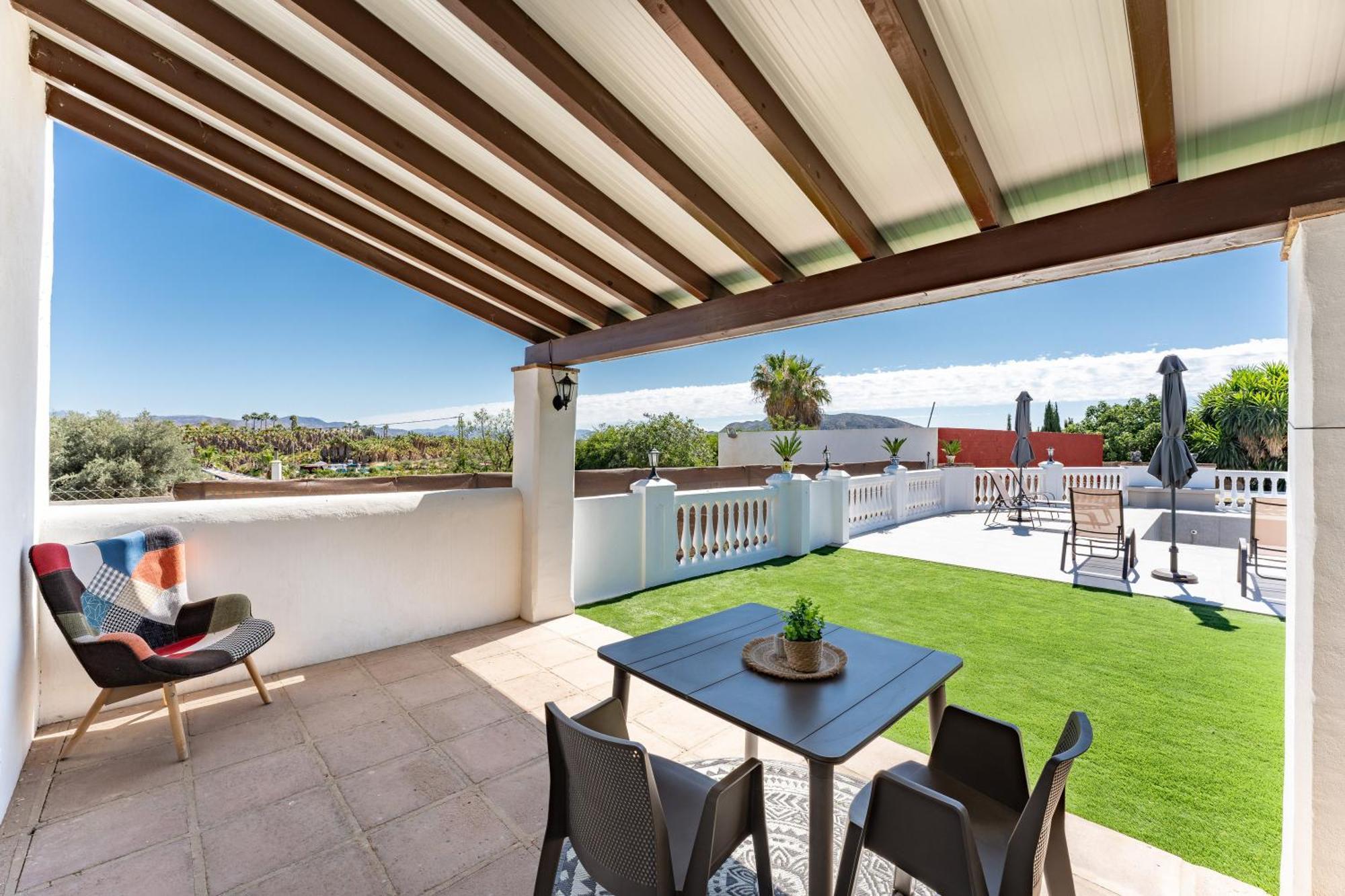 La Casa De Familia Bed & Breakfast Malaga Luaran gambar