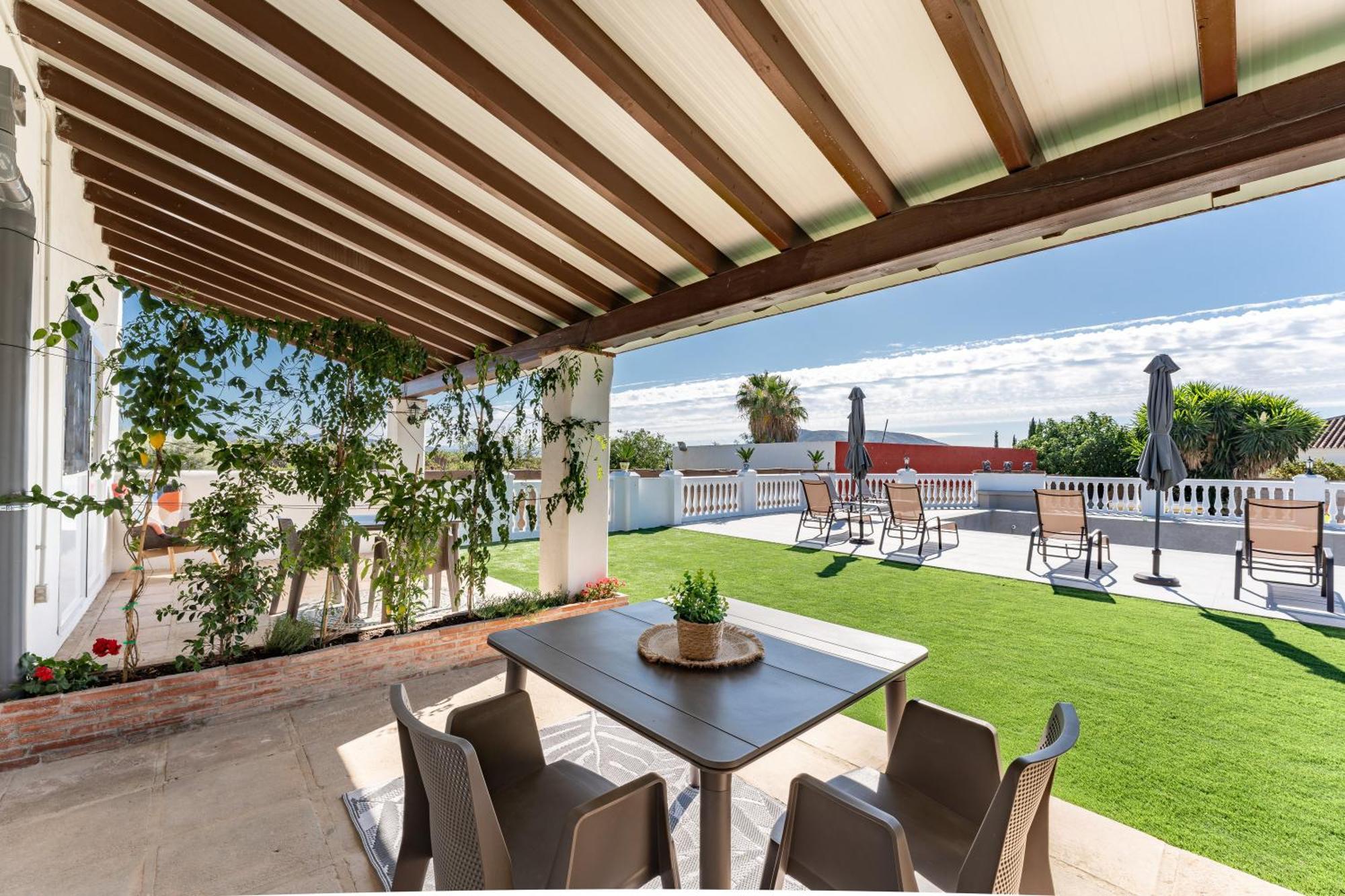 La Casa De Familia Bed & Breakfast Malaga Luaran gambar