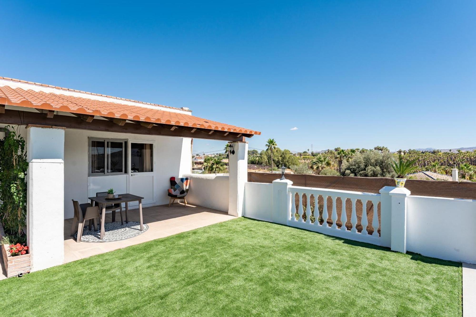 La Casa De Familia Bed & Breakfast Malaga Luaran gambar