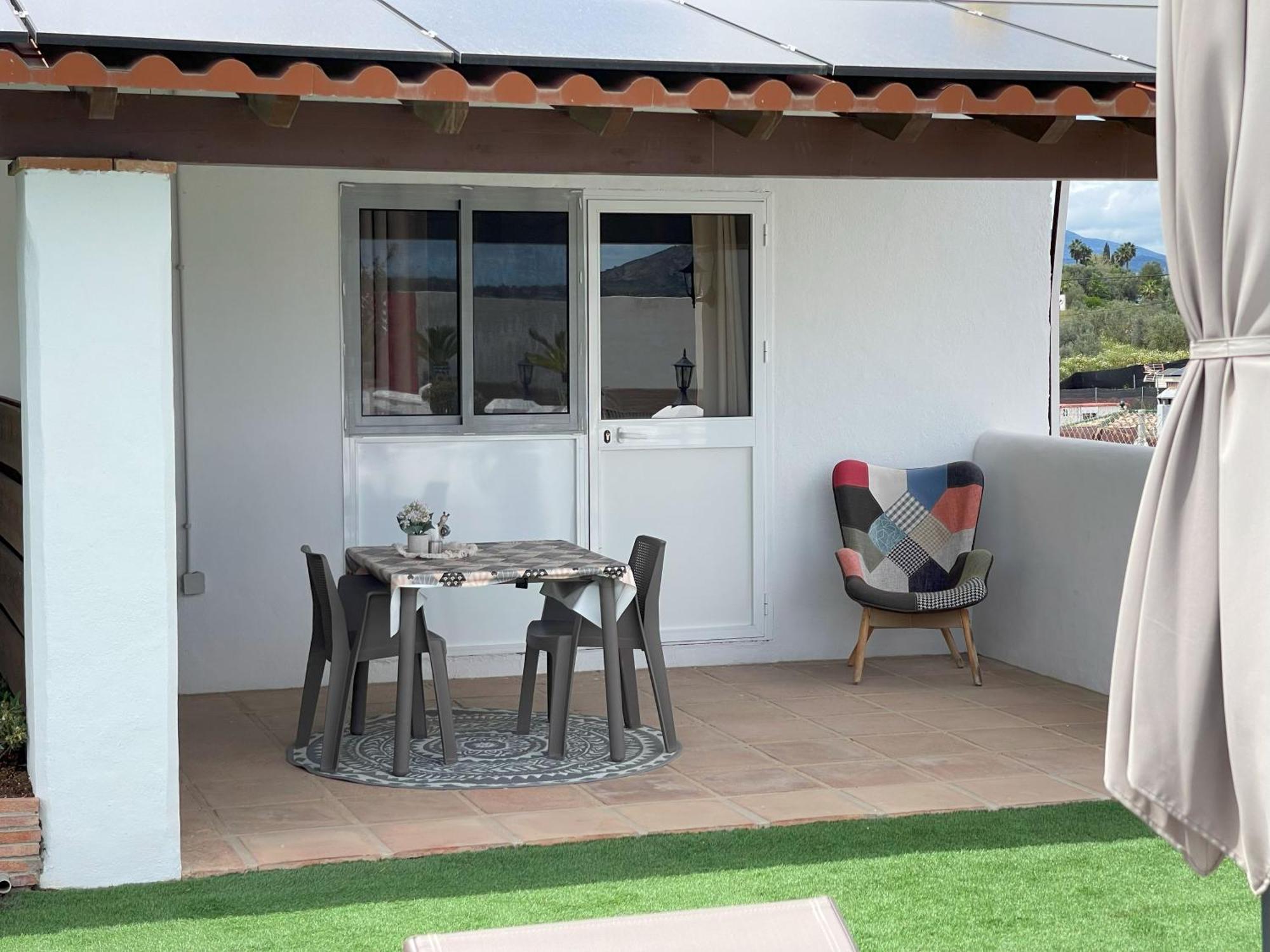 La Casa De Familia Bed & Breakfast Malaga Luaran gambar
